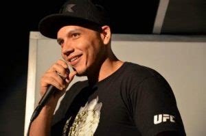 Luis J Gomez Podcast, Bio, Wiki, Age, Girlfriend, and Net Worth